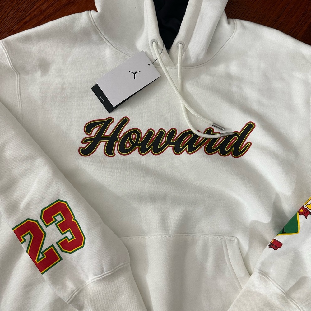 Nike Jordan x Howard University Pullover Hoodie, White, Woman’s Small HJ6633-133 - Picture 3 of 7